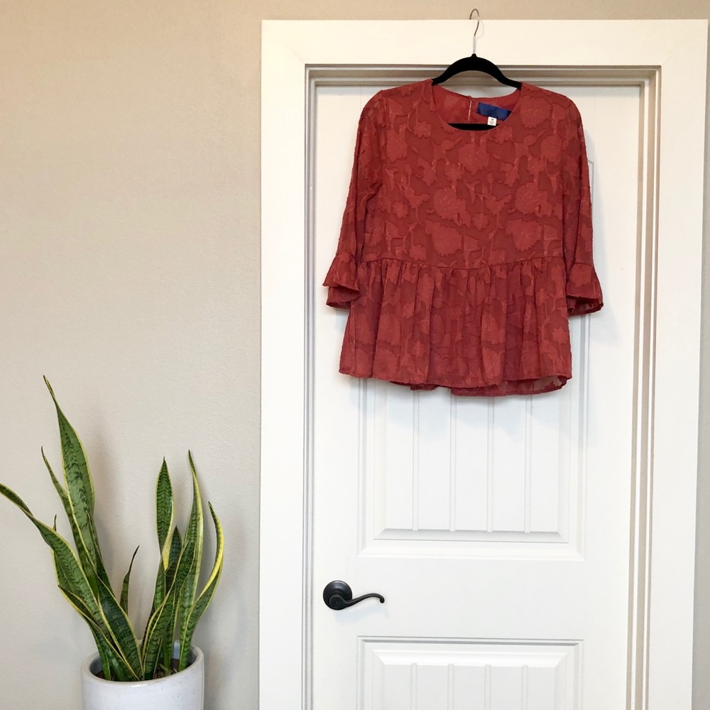 Francesca's Floral Peplum Blouse